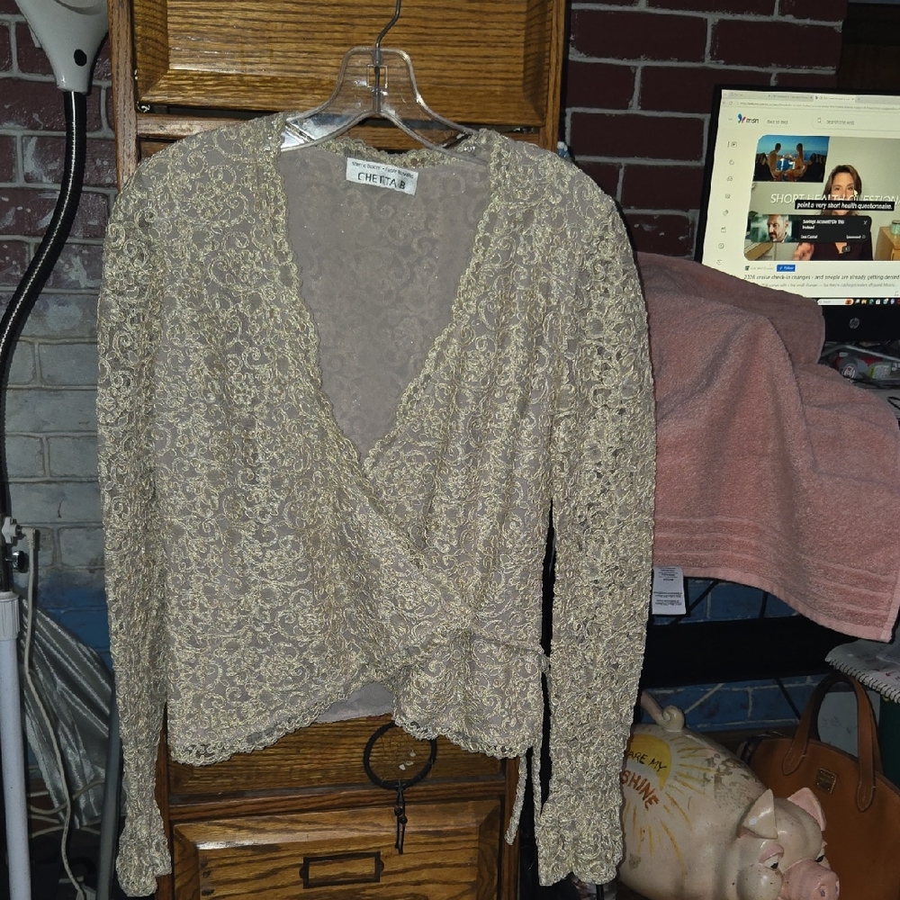 Sherrie Bloom~Peter Noviello~Chetta B - Lace-Trim Top in Champagne Beige